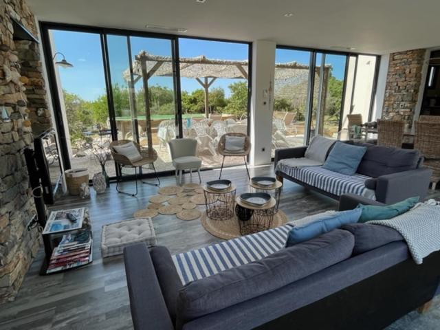 Cazevieille Le Domaine Du Cade-Gites D'Exception 4Etoiles "La Villa Du Cade" מראה חיצוני תמונה